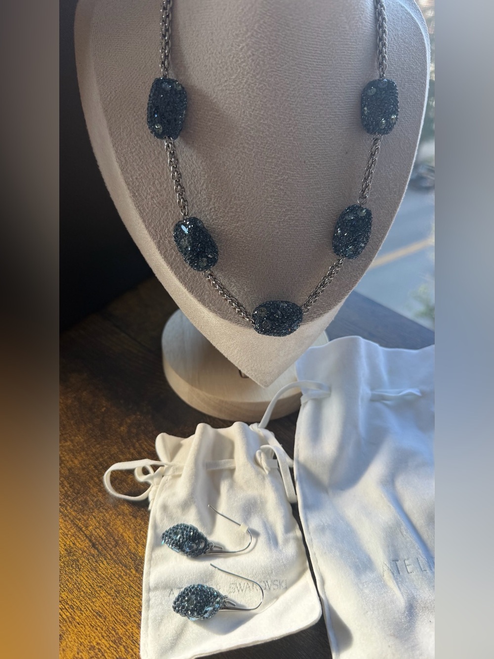 Stunning Atelier Swarovski Necklace and Earrings Set